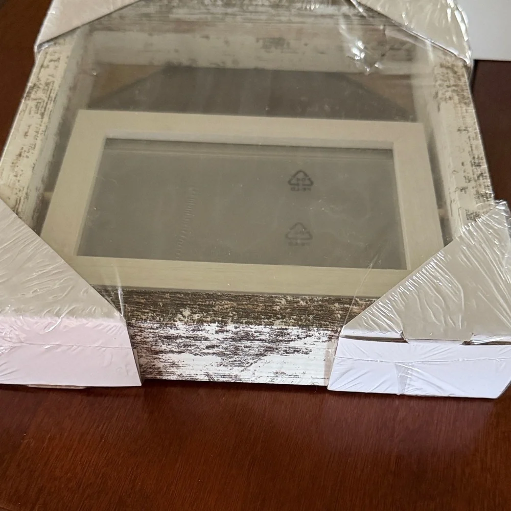 Specially for you, Boxed set of two white frames.